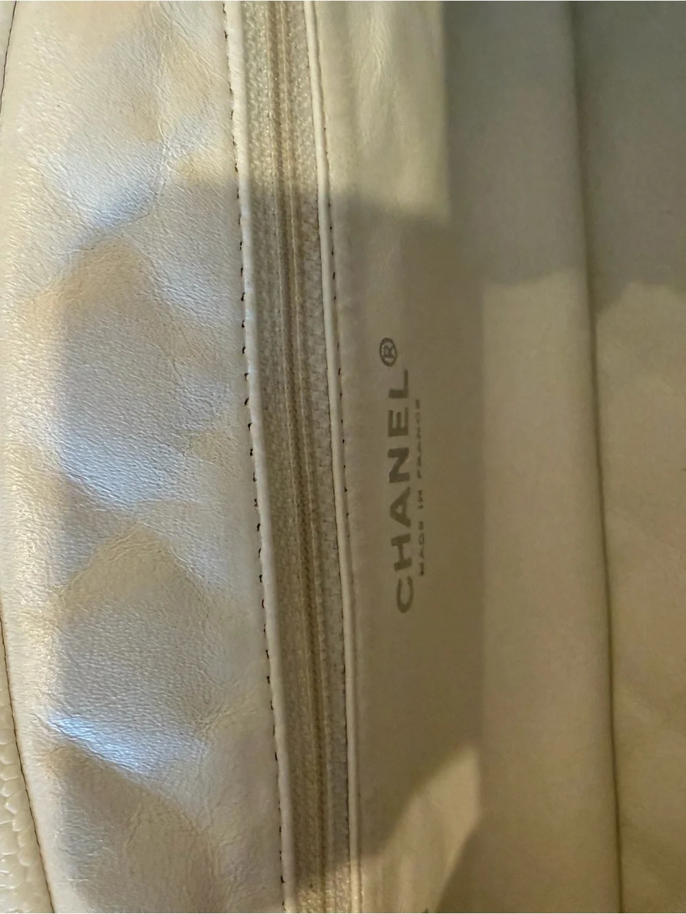 CHANEL elegant quilted